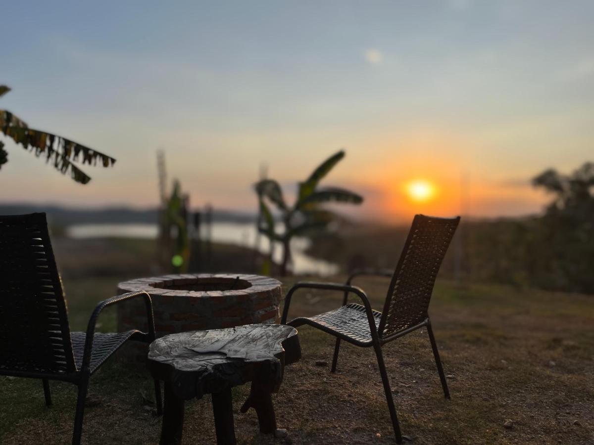 Chale Recanto - Ofuro, Banheira, Vista, Cachoeira E Lago Alexania Экстерьер фото